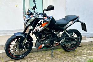 KTM DUKE abs  11/2015