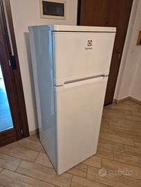 Frigorifero Rex electrolux 
