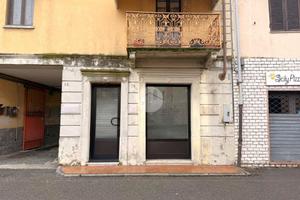 NEGOZIO A BORGOFRANCO D'IVREA