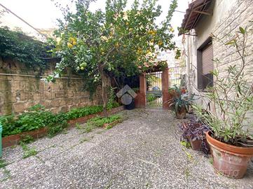 VILLA SINGOLA A NAPOLI