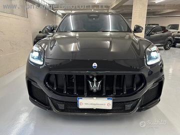 MASERATI Grecale V6 530 CV AWD Trofeo Motore Nettu