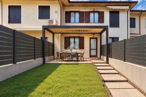 VILLA A SCHIERA A RODENGO SAIANO