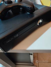 Xbox 360+controller+Kinect originale.