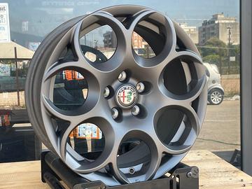 CERCHI IN LEGA ALFA ROMEO QUADRIFOGLIO VERDE 17 PO