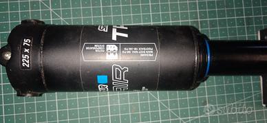 Ammortizzatore SR Suntour Triair