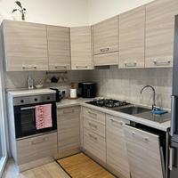 Cucina angolare completa di elttrodomestici 900 €