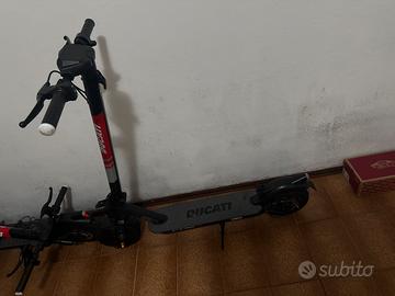 Monopattino ducati