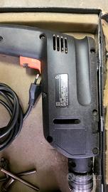 TRAPANO ELETTRICO CON PERCUSSIONE BLACK-DECKER