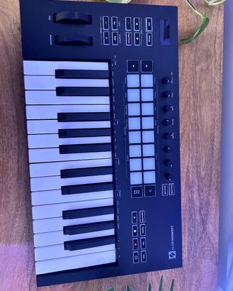 Novation launchkey 25 mk3 COME NUOVA!