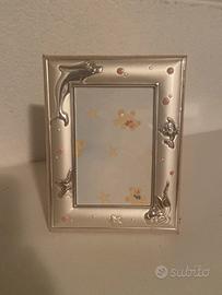 Cornice color argento