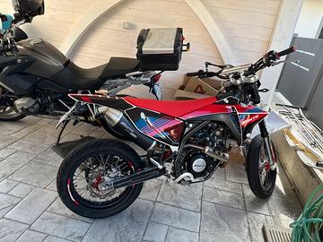 Moto fantic 125 4 tempi XMF