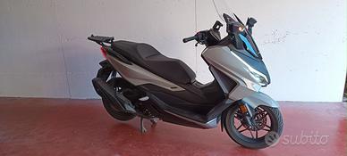 Honda Forza 350–Pari al nuovo–Garanzia Uffic. 2030