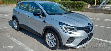 Renault Captur 1000 tce mod year 2021