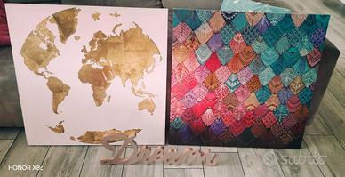 2 Canvas e una scritta di legno