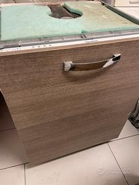 Lavastoviglie indesit