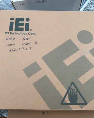Scheda madre iEi ATX Intel LGA775