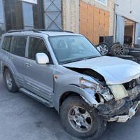 Ricambi Mitsubishi Pajero GLX 3.2 D-ID 165cv del 2