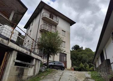 Immobile in asta di 151 m² con 4 locali a Lumezzan
