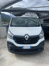 Veicolo commerciale idoneo per neopatentati
