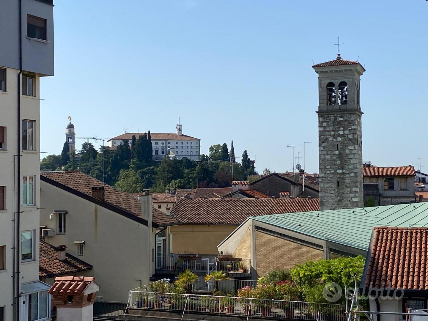 APPARTAMENTO PLURILOCALE IN CENTRO STORICO
