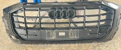 Auto audi Q8