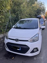 Hunday i10-5 porte- BENZINA/GPL