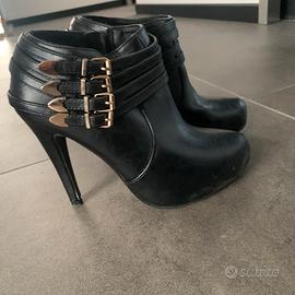 Tronchetto scarpe tacco numero 37