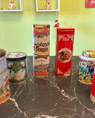 Scatole di latta vintage