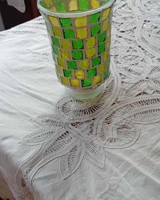 vaso decorato a mano