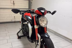 Mv Agusta Brutale Dragster 800 RR