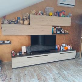 mobile parete + mensole