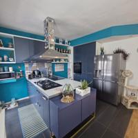 Ampio quadrilocale con giardino zona c. commercial