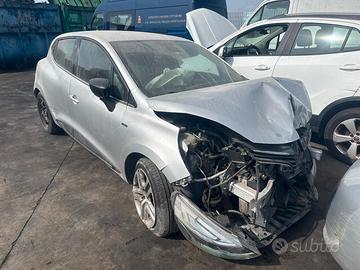 Ricambi usati auto Renault Clio Serie IV
