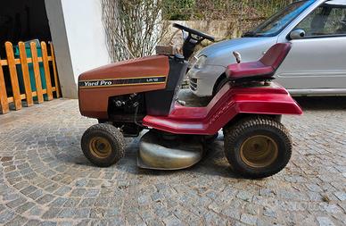 trattorino tagliaerba Briggs & Stratton