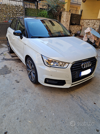 Audi A1 1.6 Tdi 116cv S-line S-tronic fulloptional