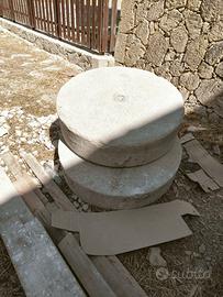 antica macina in pietra originale