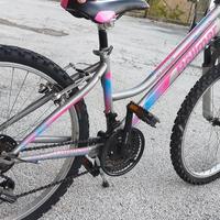 Mountain bike bambina taglia 24" come nuova