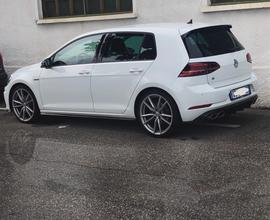 VOLKSWAGEN Golf 7 2019 1.5 tsi r line sport