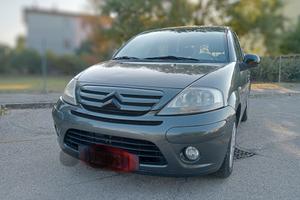 Citroen C3 verde del 2010 benzina/metano cc 1360