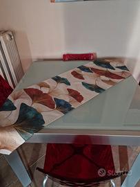 tavolo con sedie