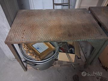 tavoli in ferro 