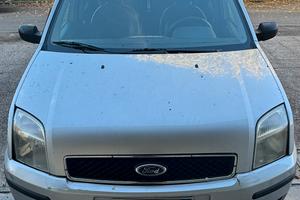 Ford fusion 2004