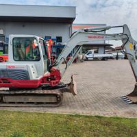 MINIESCAVATORE USATO TAKEUCHI TB250