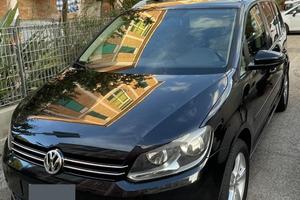 Volkswagen Touran 1.6 tdi confortline
