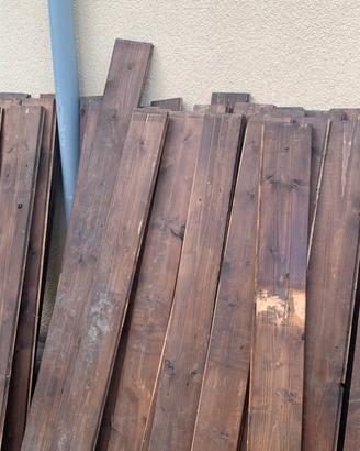 Tavole legno trattato con impregnante