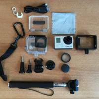 GoPro Hero 3+ Silver con accessori