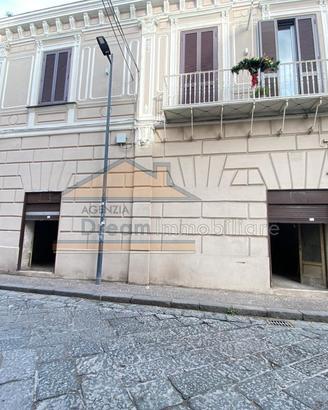 2 unità da ristrutturare in Via Frezza