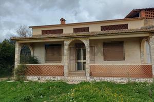 Villa o villino - Chiaramonte Gulfi