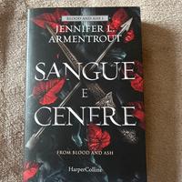 sangue e cenere (jennifer l. armentrout)