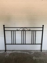 Letti matrimoniali in ferro